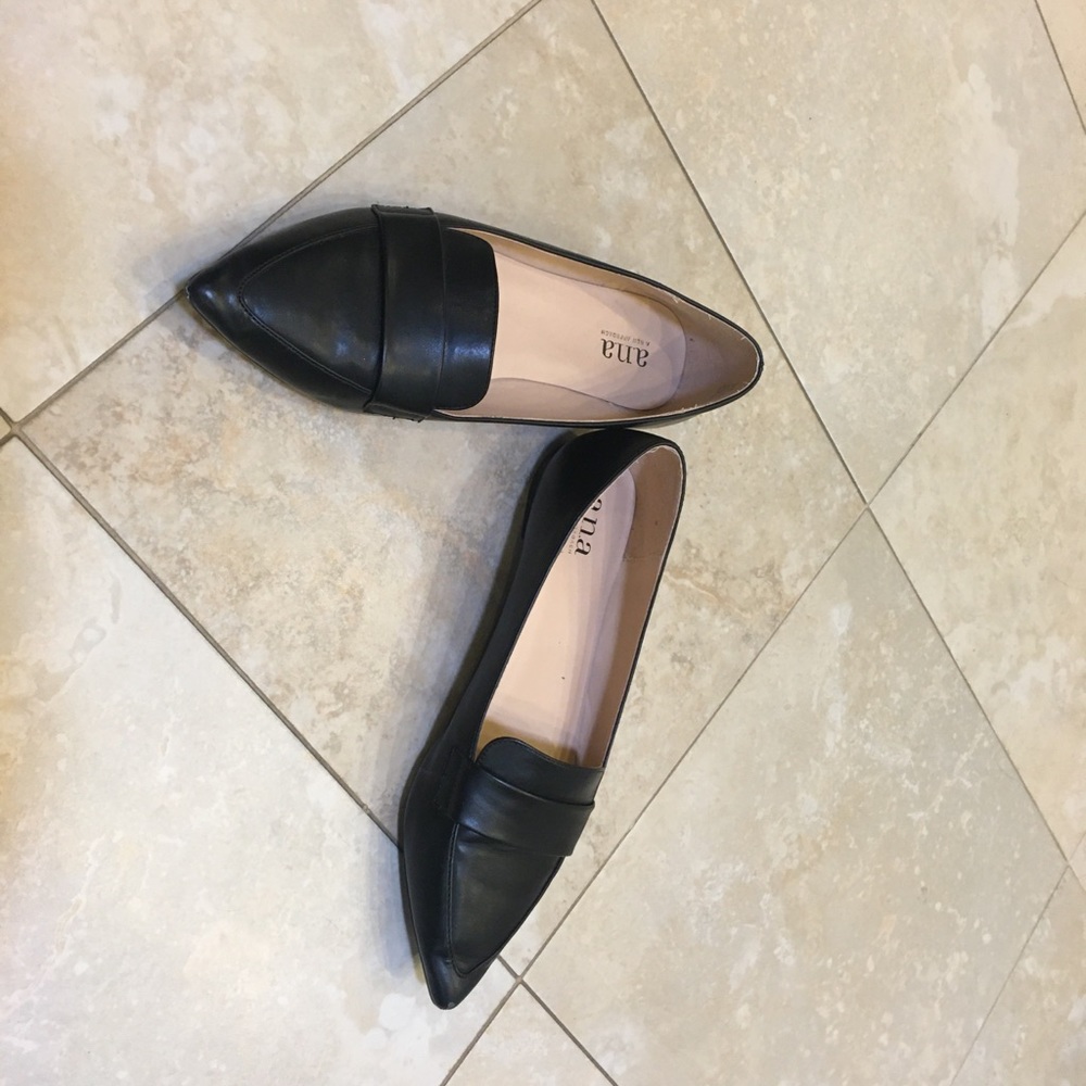 Black ana loafers/flat shoes